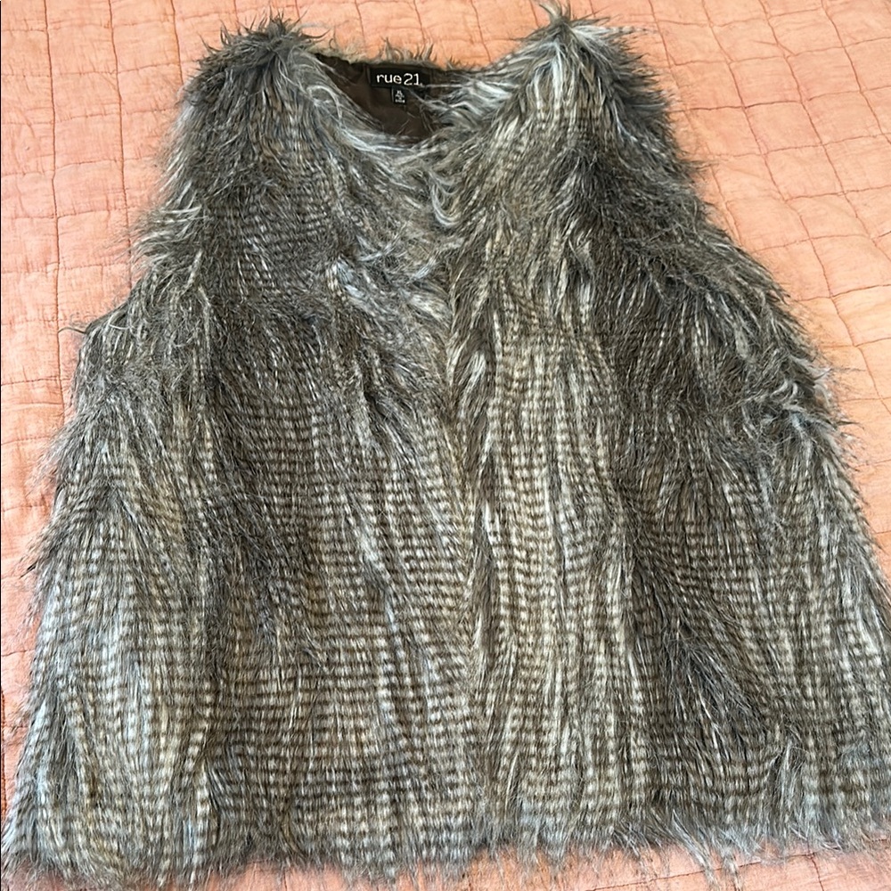 Rue21 Faux Fur Vest